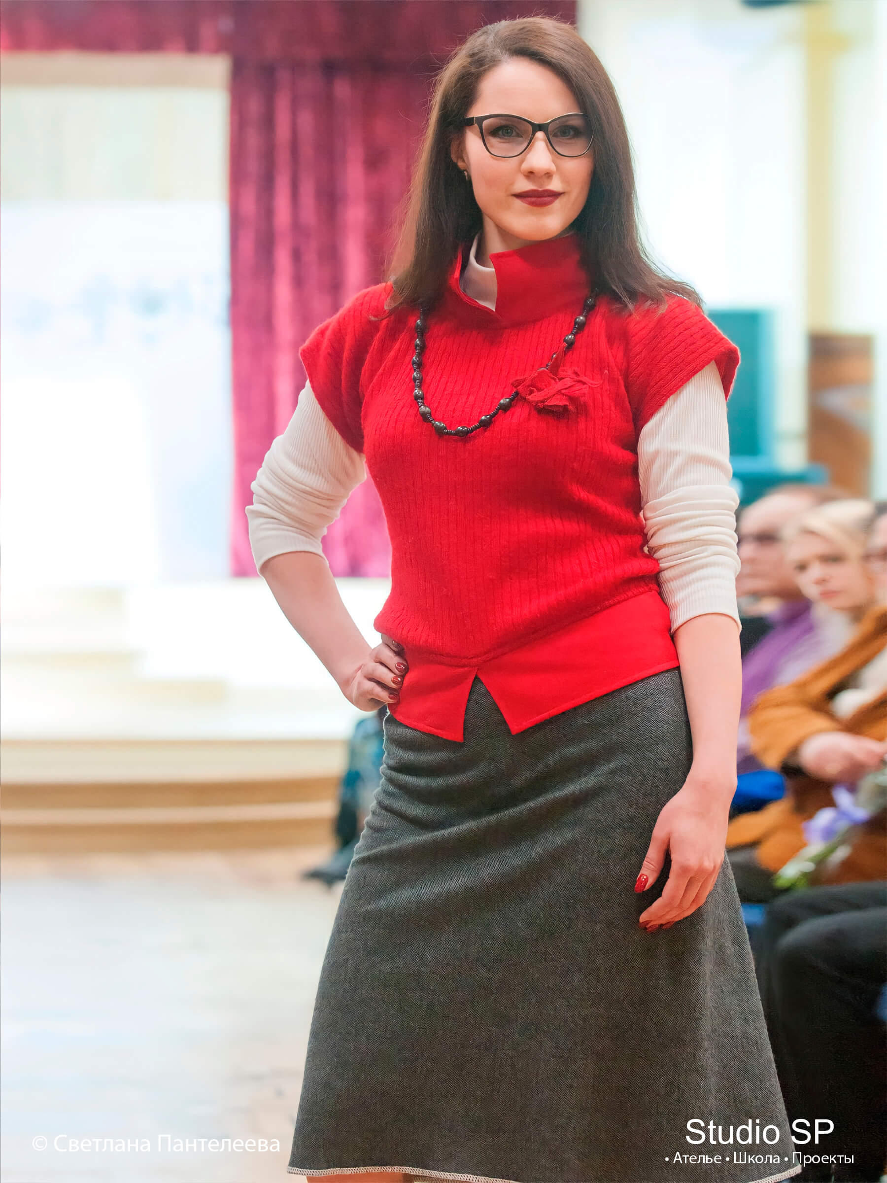 Показ коллекции «Прогулка по городу» на «Art fashion day»