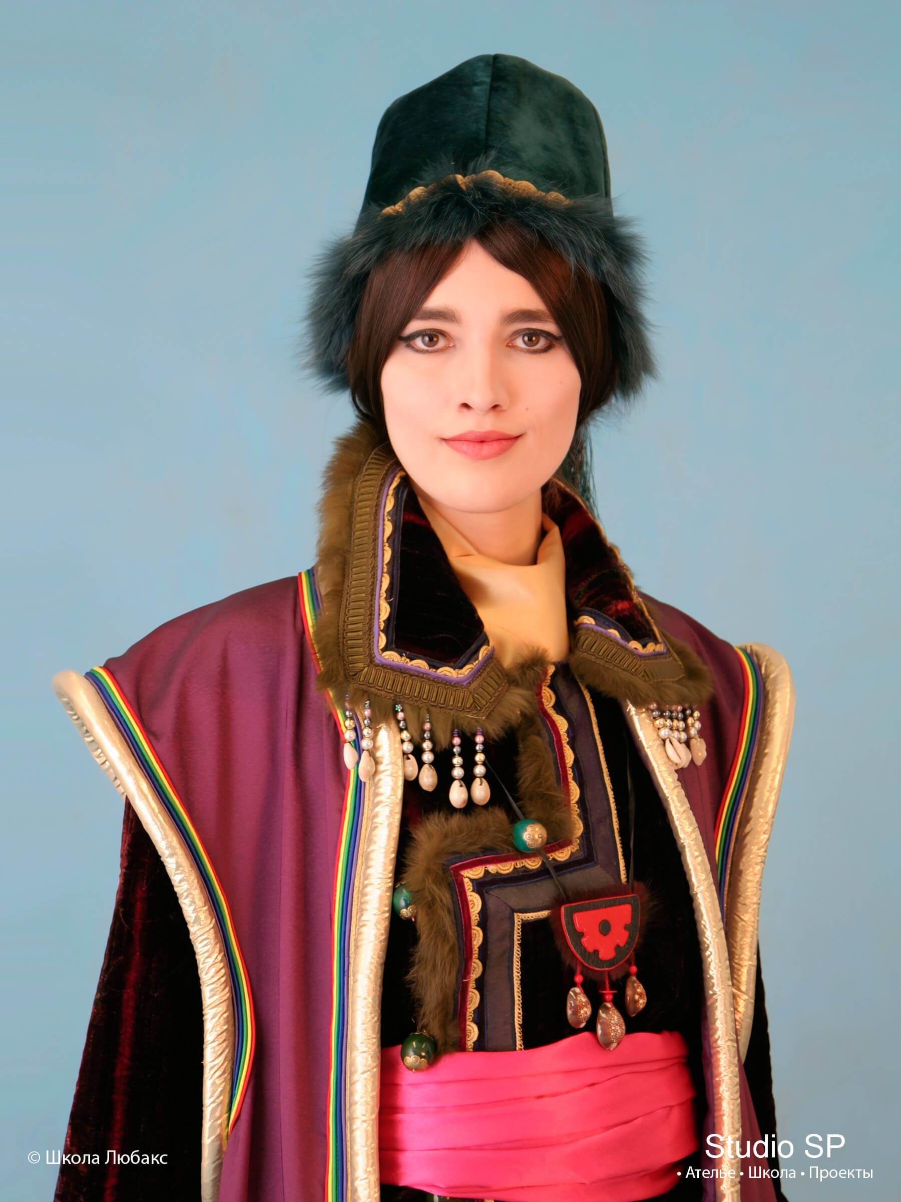Алтай-кижи национальный женский костюм